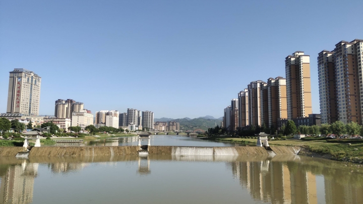 成县同城商家，可拍或代发视频！挂团购商品。抖音 快乐 视频号 品牌宣传，门店或商品等！成县视频素材等